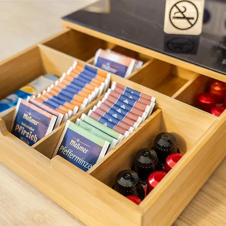 Big, Comfortable, 11min Station, 14 People Apartment *