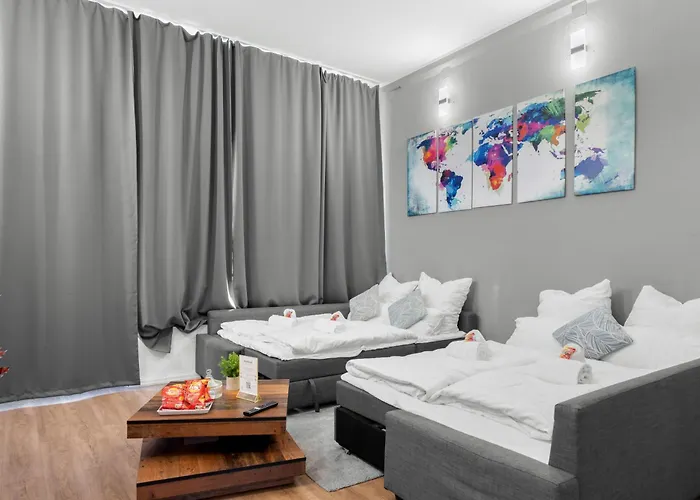 Big, Comfortable, 11min Station, 14 People