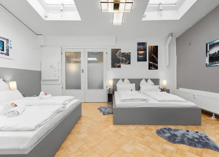 Big, Comfortable, 11min Station, 14 People Apartament Kolonia